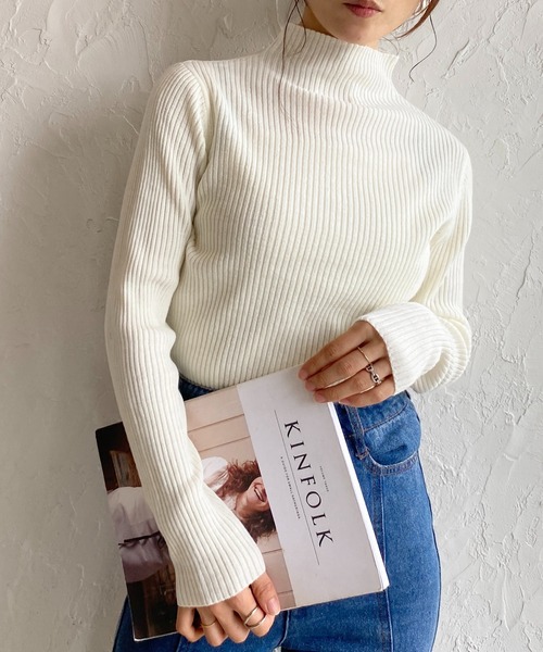 She's Closet(シーズクローゼット)の「プチハイネックタイト長袖リブニットトップス(ニット/セーター・レディース・グレイッシュベージュ/ブラック/オフホワイト/ベージュ・M/L)」の2枚目の写真