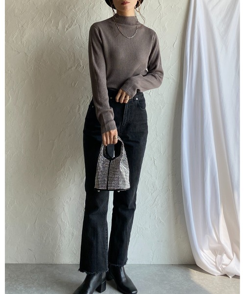 She's Closet(シーズクローゼット)の「プチハイネックタイト長袖リブニットトップス(ニット/セーター・レディース・グレイッシュベージュ/ブラック/オフホワイト/ベージュ・M/L)」の16枚目の写真