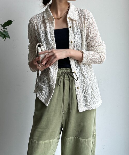 DouDou(ドゥドゥ)の「ラメシアーレースシャツ(シャツ/ブラウス・レディース・ネイビー/オフホワイト・FREE)」の1枚目の写真