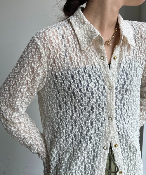 DouDou(ドゥドゥ)の「ラメシアーレースシャツ(シャツ/ブラウス・レディース・ネイビー/オフホワイト・FREE)」の3枚目の写真