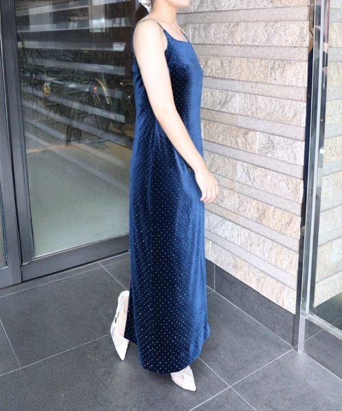 DONOBAN(ドノバン)の「【ANDRESD】curved square velour dress 結婚式 ワンピース パーティードレス オケージョンドレス お呼ばれ 二次会 成人式 同窓会(ドレス・レディース・グレー/ピンク/グリーン/ブラック系その他/ネイビー系・S/M/L)」の19枚目の写真