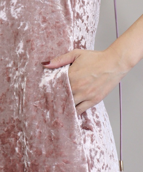DONOBAN(ドノバン)の「【ANDRESD】curved square velour dress 結婚式 ワンピース パーティードレス オケージョンドレス お呼ばれ 二次会 成人式 同窓会(ドレス・レディース・グレー/ピンク/グリーン/ブラック系その他/ネイビー系・S/M/L)」の9枚目の写真