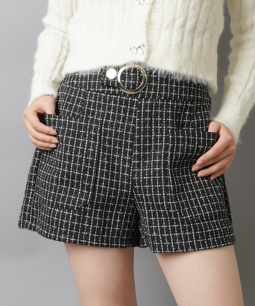 SPINNS（スピンズ）の「ツイードショートパンツ/ベルト（その他パンツ・レディース・ブラック/ホワイト・ONESIZE）」の2枚目の写真