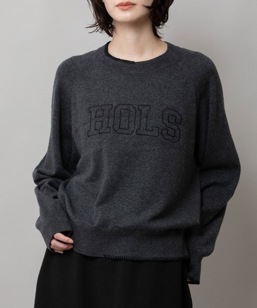 Munich（ミューニック）の「12GG天竺編みソフトニットロゴ刺繍プルオーバー（ニット/セーター・レディース・ホワイト/チャコールグレー/ベージュ・FREE）」の2枚目の写真