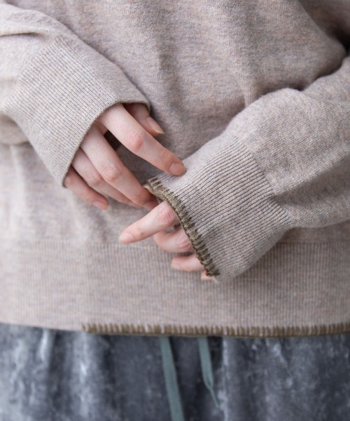 Munich（ミューニック）の「12GG天竺編みソフトニットロゴ刺繍プルオーバー（ニット/セーター・レディース・ホワイト/チャコールグレー/ベージュ・FREE）」の5枚目の写真