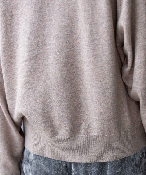 Munich（ミューニック）の「12GG天竺編みソフトニットロゴ刺繍プルオーバー（ニット/セーター・レディース・ホワイト/チャコールグレー/ベージュ・FREE）」の7枚目の写真