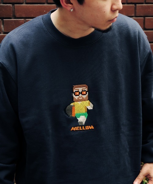 MELLOW(メロー)の「PIXEL MARVIE SWEAT / ピクセル柄 / ドットイラスト / イラスト刺繍 / キャラクター スウェット トレーナー(スウェット・メンズ・ネイビー/グレー/ブラック・M/L/XL)」の6枚目の写真
