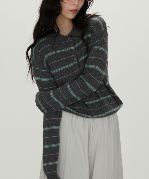 NUJOH(ヌゾ)の「Modern Stripe Knit Polo / モダンストライプ ニットポロ(ニット/セーター・レディース・グレー/ネイビー・FREE)」の8枚目の写真
