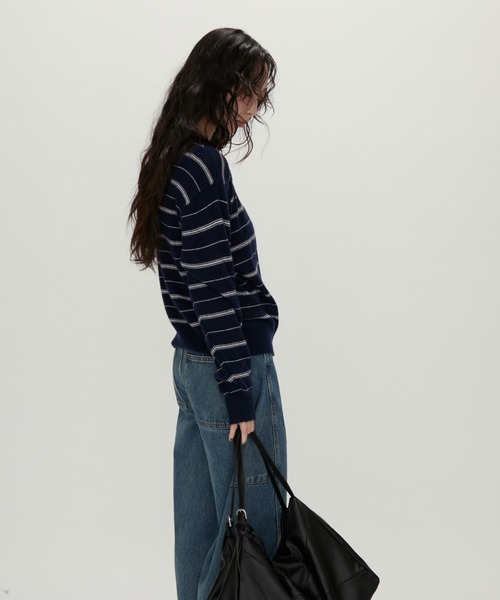 NUJOH(ヌゾ)の「Modern Stripe Knit Polo / モダンストライプ ニットポロ(ニット/セーター・レディース・グレー/ネイビー・FREE)」の19枚目の写真