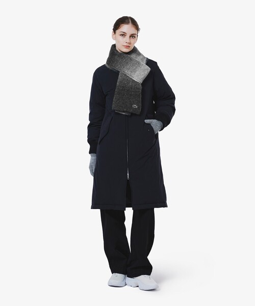 LACOSTE(ラコステ)の「アルパカブレンドグラデーションニットマフラー(マフラー・レディース・ベージュ/ブラック・FREE)」の7枚目の写真