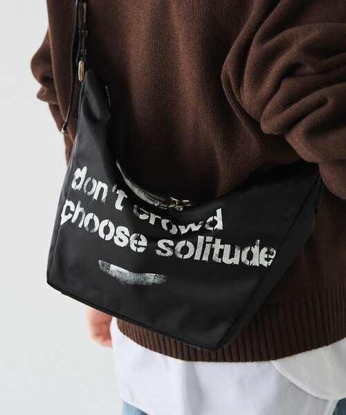 russet(ラシット)の「ステンシル風プリント ナイロン2WAYミニショルダーバッグ(ショルダーバッグ・レディース・キナリ/ブラック/ブラック×ブルー・FREE)」の4枚目の写真