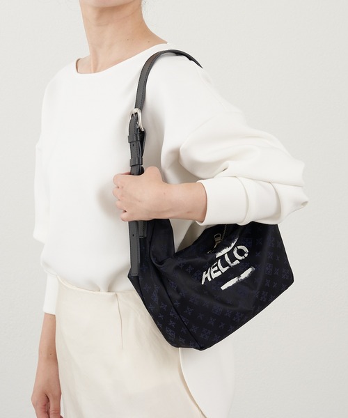 russet(ラシット)の「ステンシル風プリント ナイロン2WAYミニショルダーバッグ(ショルダーバッグ・レディース・キナリ/ブラック/ブラック×ブルー・FREE)」の1枚目の写真