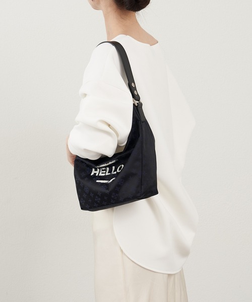 russet(ラシット)の「ステンシル風プリント ナイロン2WAYミニショルダーバッグ(ショルダーバッグ・レディース・キナリ/ブラック/ブラック×ブルー・FREE)」の19枚目の写真