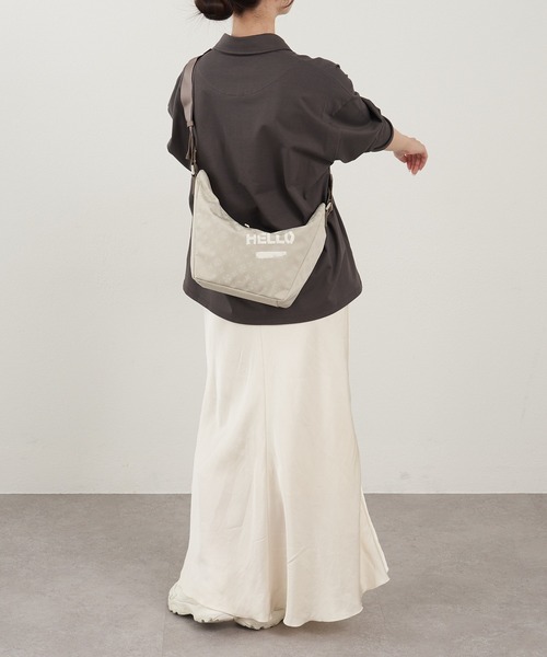 russet(ラシット)の「ステンシル風プリント ナイロン2WAYミニショルダーバッグ(ショルダーバッグ・レディース・キナリ/ブラック/ブラック×ブルー・FREE)」の13枚目の写真