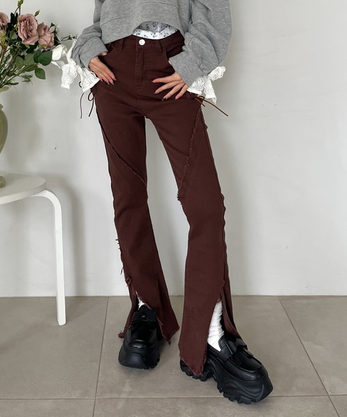 MORE self LOVE（モアセルフラブ）の「サイドレースアップフィットフレアデニム（デニムパンツ・レディース・ブルー/ブラウン・FREE）」の7枚目の写真