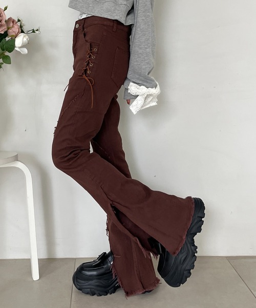 MORE self LOVE（モアセルフラブ）の「サイドレースアップフィットフレアデニム（デニムパンツ・レディース・ブルー/ブラウン・FREE）」の16枚目の写真