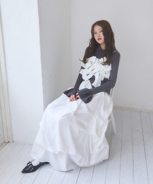 mellowneon（メロウネオン）の「ランダムタックスカート（スカート・レディース・チャコールグレー/アイボリー/ブラック・SMALL/MEDIUM）」の17枚目の写真