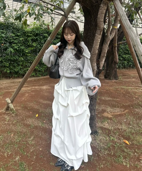 mellowneon（メロウネオン）の「ランダムタックスカート（スカート・レディース・チャコールグレー/アイボリー/ブラック・SMALL/MEDIUM）」の14枚目の写真