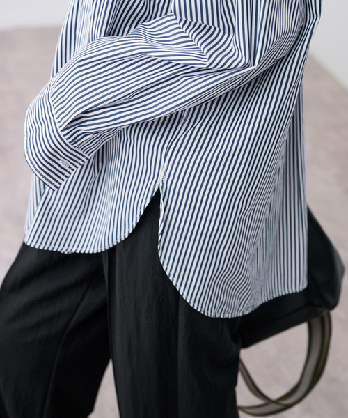 FRAMeWORK（フレームワーク）の「LONG-シャツ（シャツ/ブラウス・レディース・ネイビー/ホワイト/ブルー・FREE）」の12枚目の写真