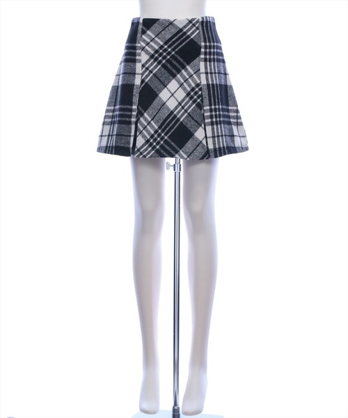 clear（クリア）の「チェック柄バックレースアップボックスプリーツスカート[着回し力抜群 ガーリー ミニ]（スカート・レディース・ブラック/ブラウン/ベージュ・F）」の21枚目の写真