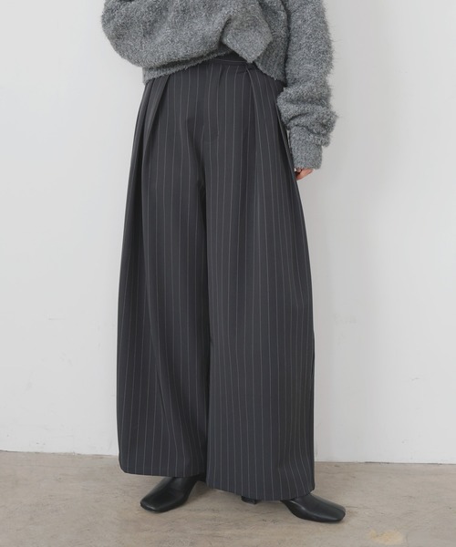 LIAN（リアン）の「【入荷禁止】ストライプタックパンツ（スラックス・レディース・チャコールグレー/ブラック/ネイビー・FREE）」の14枚目の写真