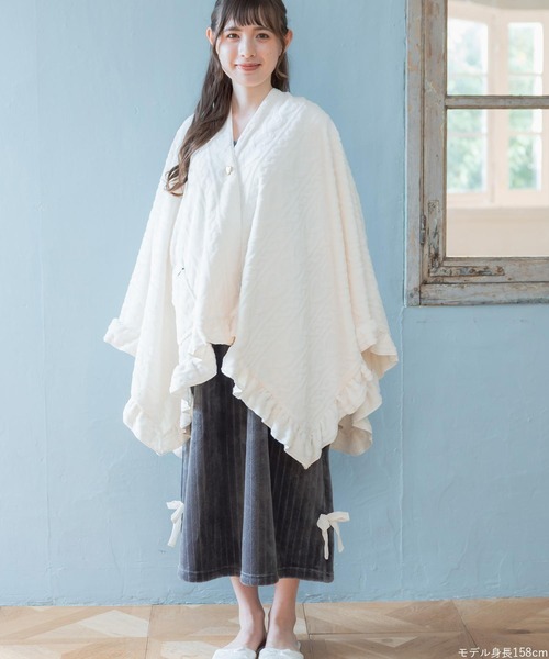 fran de lingerie(フランデランジェリー)の「もこもこ ブランケット 着る毛布 ポンチョ モコモコ あったか レディース 冬 ふわふわ「メモリーフリース」(その他アンダーウェア/インナー・レディース・オフホワイト/ワイン系/ネイビー/ブラウン系その他・F)」の5枚目の写真