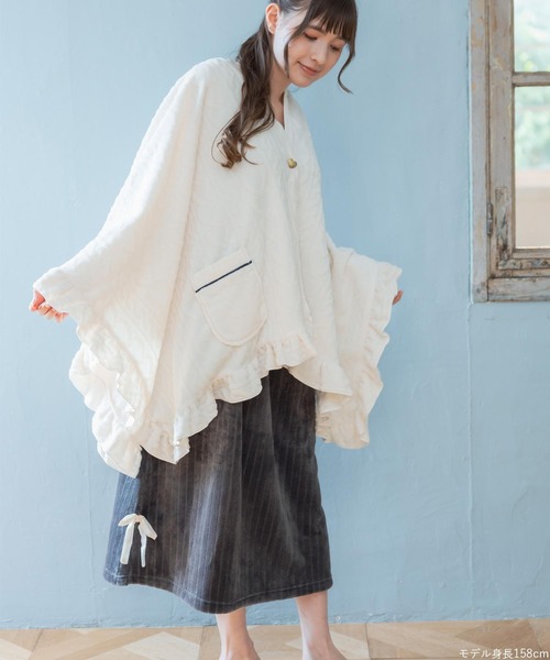fran de lingerie(フランデランジェリー)の「もこもこ ブランケット 着る毛布 ポンチョ モコモコ あったか レディース 冬 ふわふわ「メモリーフリース」(その他アンダーウェア/インナー・レディース・オフホワイト/ワイン系/ネイビー/ブラウン系その他・F)」の7枚目の写真