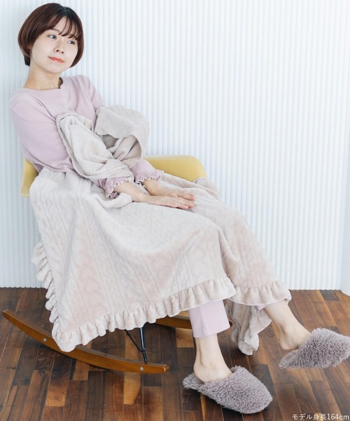 fran de lingerie(フランデランジェリー)の「もこもこ ブランケット 着る毛布 ポンチョ モコモコ あったか レディース 冬 ふわふわ「メモリーフリース」(その他アンダーウェア/インナー・レディース・オフホワイト/ワイン系/ネイビー/ブラウン系その他・F)」の17枚目の写真