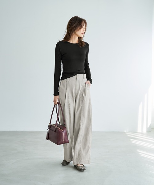 STYLE DELI（スタイルデリ）の「とろみ薄リブクルーネックトップス（Tシャツ/カットソー・レディース・ホワイト/チャコールグレー/ライトブラウン/ブラック・FREE）」の16枚目の写真