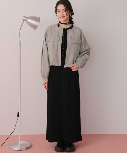 titivate(ティティベイト)の「ダブルポケットデザインブルゾン(ブルゾン・レディース・サンドベージュ/ライトイエロー/アイボリー/ブラック・L/M)」の13枚目の写真