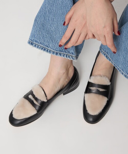 CASTELLANO（カステラーノ）の「【別注】＜CASTELLANO for conte＞ボア コインローファー（スリッポン・レディース・オフホワイト・38/36/37）」の2枚目の写真