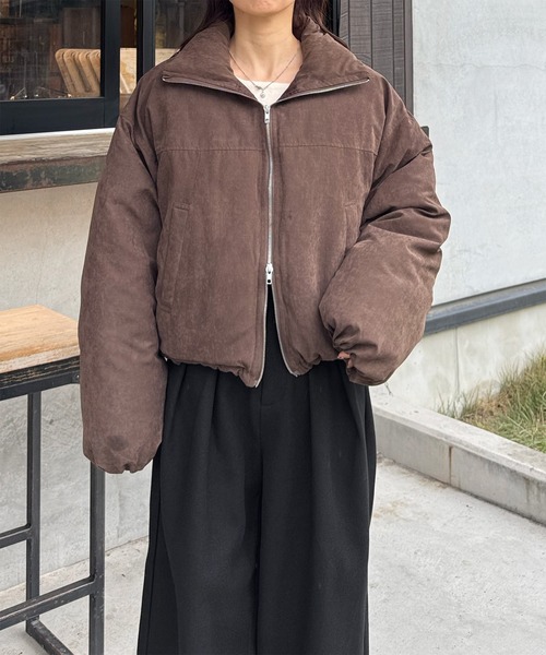 LE MORE（リモア）の「ピーチスキンショートダウンジャケット（ダウンジャケット/コート・レディース・ブラウン/ナチュラル/ブラック・FREE）」の3枚目の写真