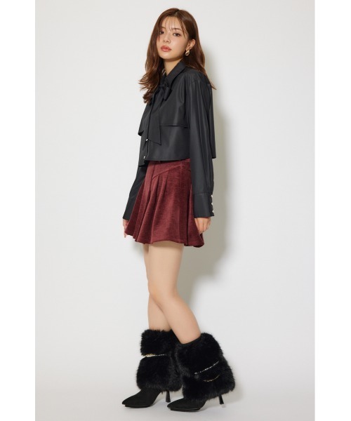 rienda(リエンダ)の「ビジューボタンボウタイシャツトップス 秋服 冬服(シャツ/ブラウス・レディース・ホワイト/ブラック/ブルー・FREE)」の16枚目の写真