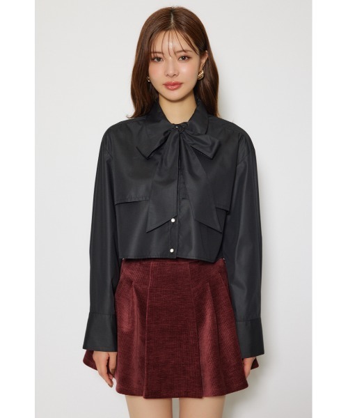 rienda(リエンダ)の「ビジューボタンボウタイシャツトップス 秋服 冬服(シャツ/ブラウス・レディース・ホワイト/ブラック/ブルー・FREE)」の19枚目の写真