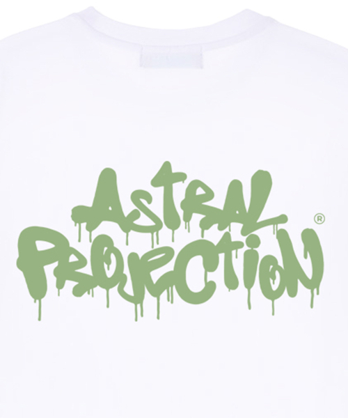 ASTRAL PROJECTION(アストラルプロジェクション)の「ブラシグラフィティレタリングロゴスーピマコットンラウンドネック半袖Tシャツ_ホワイト(Tシャツ/カットソー・メンズ・その他・LARGE/X-LARGE/XX-LARGE)」の4枚目の写真
