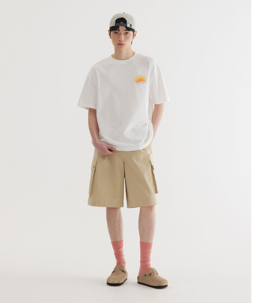 COVERNAT(カバーナット)の「サンセットグラフィックTシャツホワイト(Tシャツ/カットソー・レディース・その他・X-SMALL/SMALL/MEDIUM/LARGE/X-LARGE/XX-LARGE)」の4枚目の写真