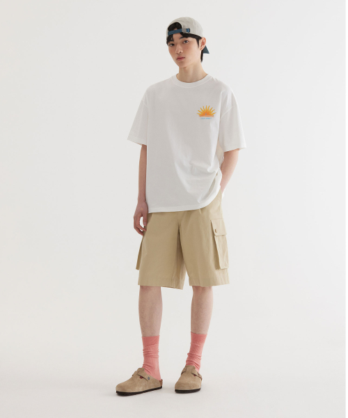 COVERNAT(カバーナット)の「サンセットグラフィックTシャツホワイト(Tシャツ/カットソー・レディース・その他・X-SMALL/SMALL/MEDIUM/LARGE/X-LARGE/XX-LARGE)」の5枚目の写真