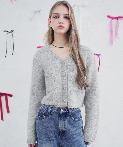 Vivacious(ビバシャス)の「Elodie Pocket Crop Knit Cardigan_5Colors(カーディガン/ボレロ・レディース・スカイブルー/グレー/ピンク/アイボリー/チャコール・FREE)」の9枚目の写真