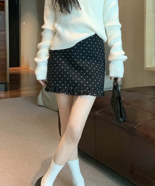 Nia（ニア）の「Nia(ニア)/ドット柄　裾フリルミニスカート（スカート・レディース・グレー/ブラック・MEDIUM/SMALL）」の7枚目の写真