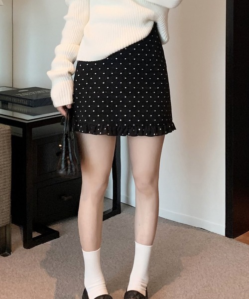 Nia（ニア）の「Nia(ニア)/ドット柄　裾フリルミニスカート（スカート・レディース・グレー/ブラック・MEDIUM/SMALL）」の8枚目の写真