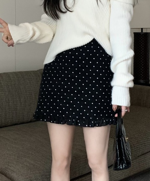 Nia（ニア）の「Nia(ニア)/ドット柄　裾フリルミニスカート（スカート・レディース・グレー/ブラック・MEDIUM/SMALL）」の9枚目の写真