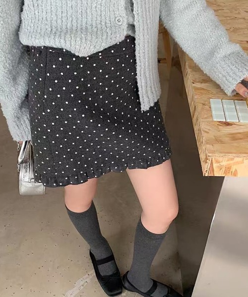 Nia（ニア）の「Nia(ニア)/ドット柄　裾フリルミニスカート（スカート・レディース・グレー/ブラック・MEDIUM/SMALL）」の20枚目の写真
