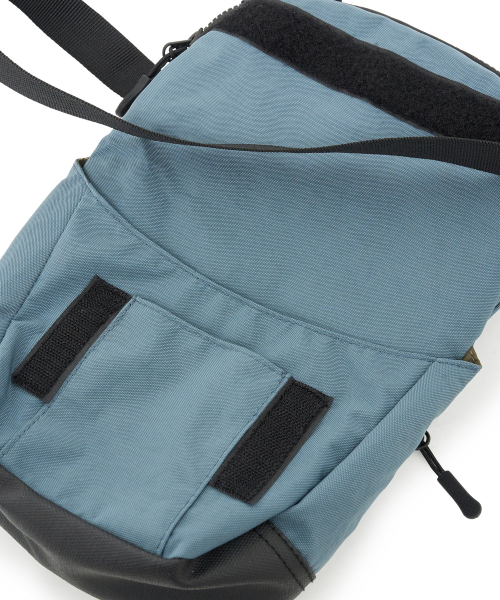 BROWNBREATH(ブラウンブレス)の「STRIVE MINI MESSENGER BAG - BLUE(メッセンジャーバッグ・レディース・その他・ONE)」の4枚目の写真