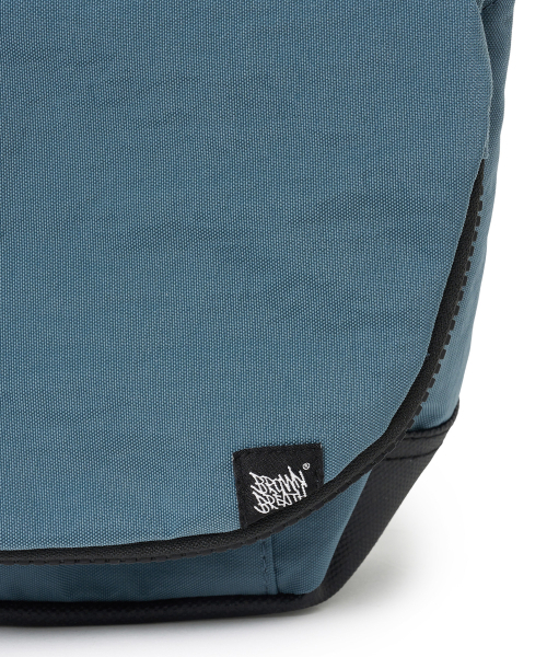 BROWNBREATH(ブラウンブレス)の「STRIVE MINI MESSENGER BAG - BLUE(メッセンジャーバッグ・レディース・その他・ONE)」の6枚目の写真