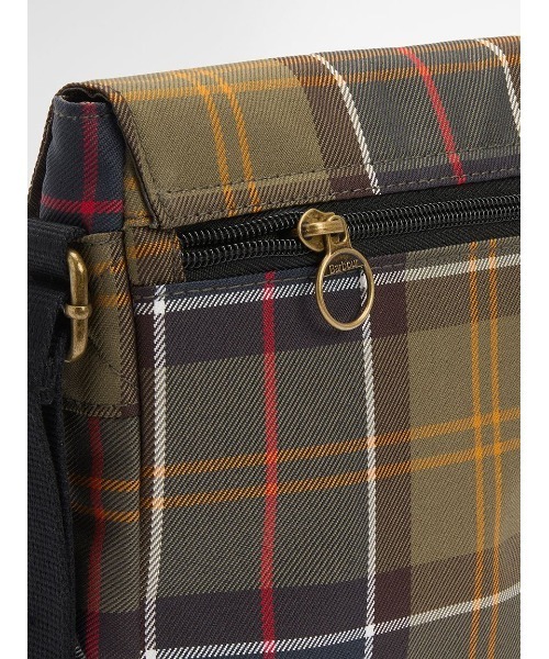 Barbour（バブアー）の「Torridonクロスボディバッグ（ボディバッグ/ウエストポーチ・メンズ・チェック・ONE SIZE）」の8枚目の写真