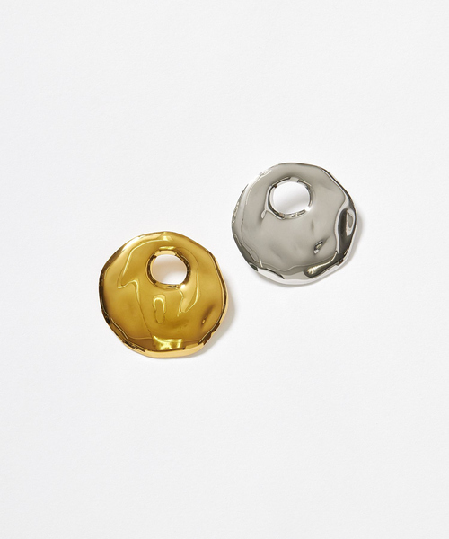 qualite（カリテ）の「ステンレスサークルブローチ/ゴールド/シルバー（ブローチ/コサージュ・レディース・シルバー・フリー）」の4枚目の写真