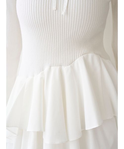 SNIDEL（スナイデル）の「Sustainableドッキングミニニットワンピース（ワンピース・レディース・オフホワイト/ブラック/ストライプ・F）」の13枚目の写真