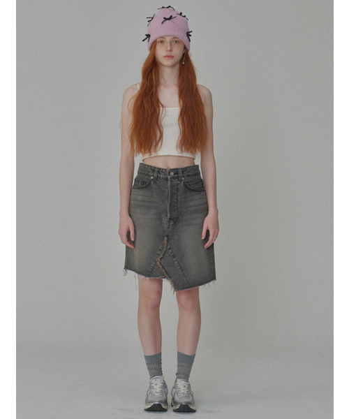 OPENING SUNSHINE(オープニングサンシャイン)の「ディストロイドダークデニムスカートグレー(スカート・レディース・その他・SMALL/MEDIUM)」の1枚目の写真