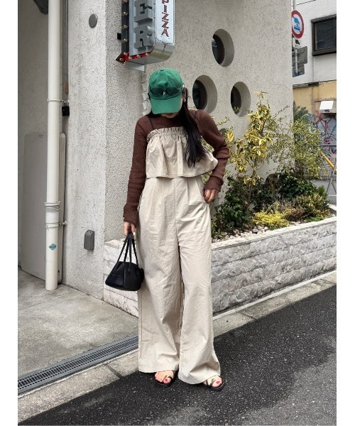 titivate(ティティベイト)の「2wayフレアオールインワン(つなぎ/オールインワン・レディース・ブラック/ベージュ/カーキ・L/M/S/SP/MT)」の5枚目の写真