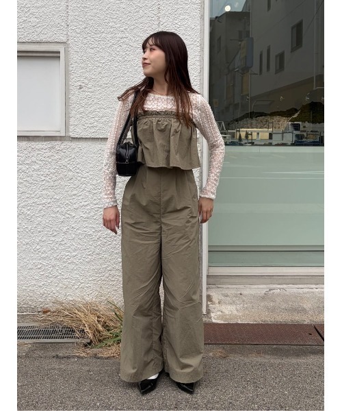 titivate(ティティベイト)の「2wayフレアオールインワン(つなぎ/オールインワン・レディース・ブラック/ベージュ/カーキ・L/M/S/SP/MT)」の6枚目の写真